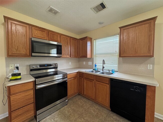 Photo - 20711 Sycamore Wood Dr