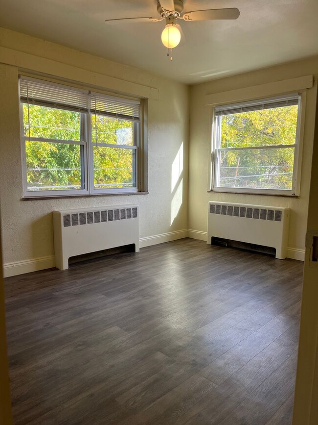 Photo - 414 E Lincoln Ave Unit 2