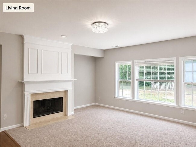Photo - 380 Simonton Crest Dr SE