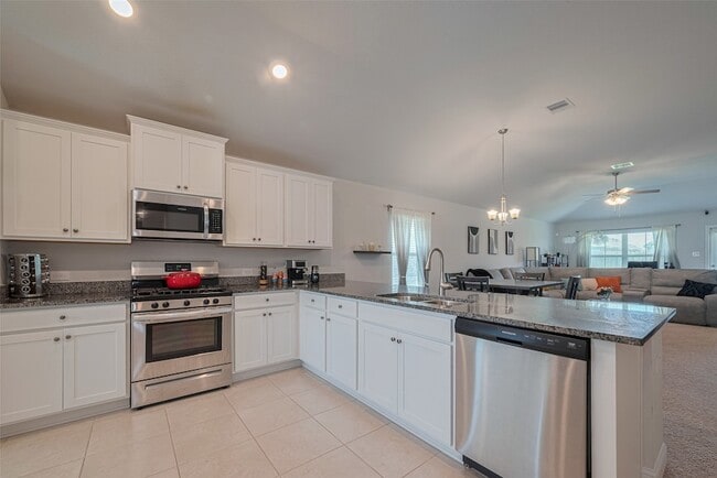 Building Photo - 5323 Vermilion Ct Rental