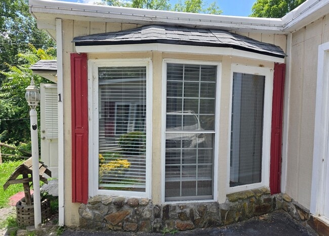 Photo - Efficiency Apartment Close to UNCA