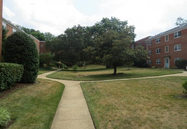 Photo - 5314 8th Rd S Unidad 6