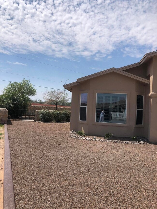 Photo - 6216 Lovebird Ln