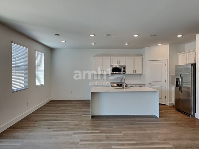 Photo - 9652 Harkes Dr