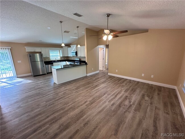 Photo - 9149 N Saponaria Dr House
