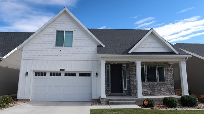 Building Photo - Lovely, spacious, newly built Lehi House!!