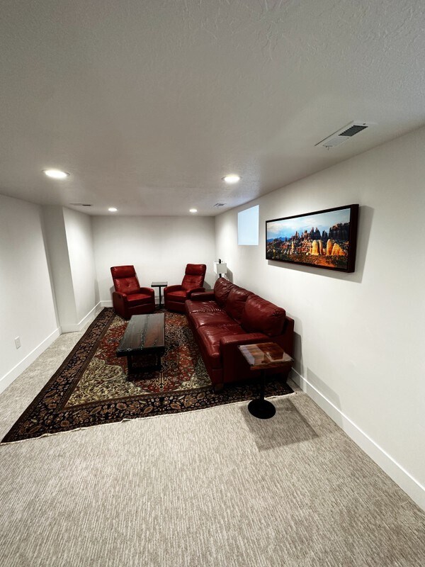 Photo - 2491 S Park St E