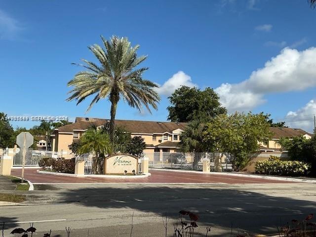 Building Photo - 2255 SW 80th Terrace Unit 2255