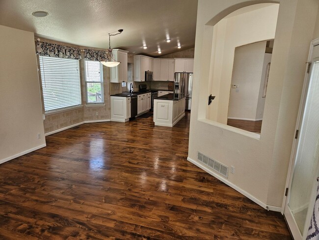 Castle Pines Fabulous 5 Bedroom Oasis Avai... - Castle Pines Fabulous 5 Bedroom Oasis Avai... House