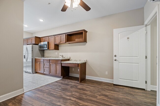 Photo - Eagle Village