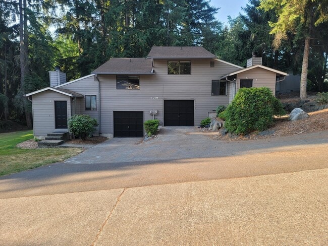 Building Photo - 17219 Gravenstein Rd Unit B