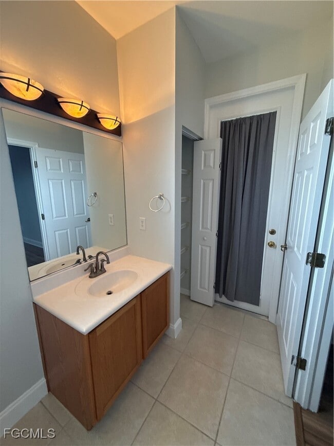 Photo - 265 Richmond Ave S