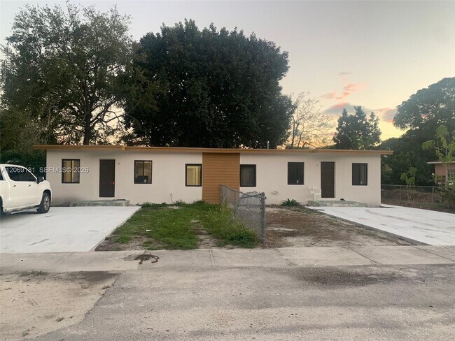 Photo - 2238 NW 93rd Terrace Unidad A
