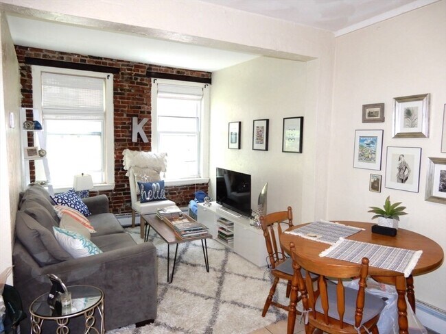 Photo - 274 Cambridge St Unit 4##