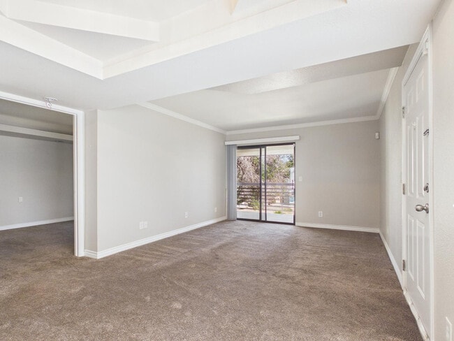 Photo - 3420 W Danbury Dr Unidad Apt C203