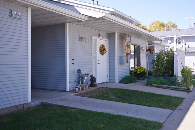 Cedar Terrace Townhomes