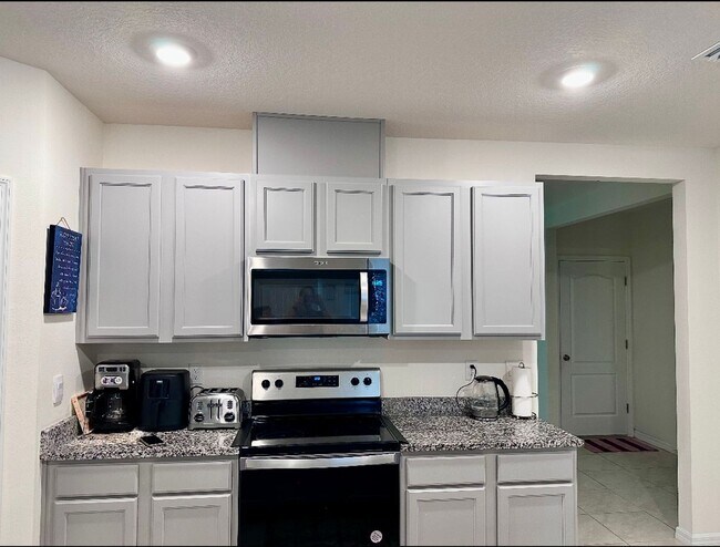 Photo - Nearly New 4-bedroom Sanford Home minutes ...