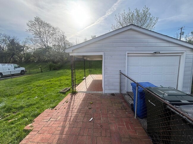 Photo - 1840 Costigan Dr