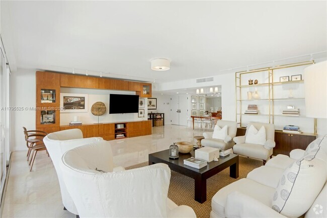 Building Photo - 3 Grove Isle Dr Unit C507 Rental