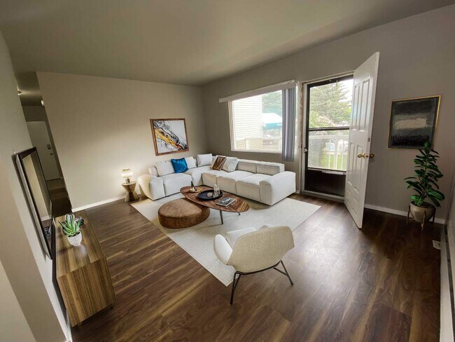 Photo - Riverside Estates