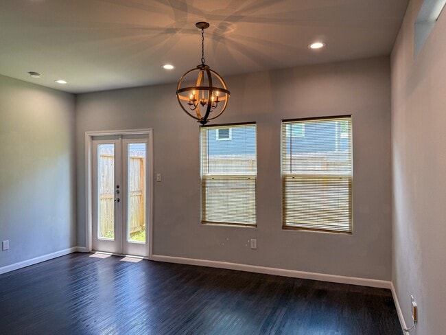 Photo - 4939 Ambient Dr