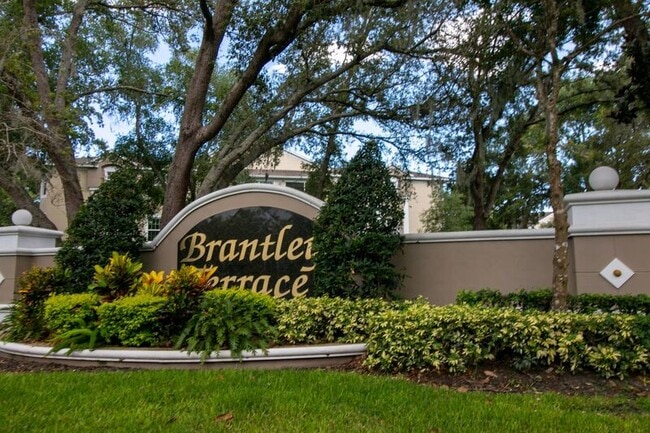 Photo - 584 Brantley Terrace Way Unidad 109 Rental