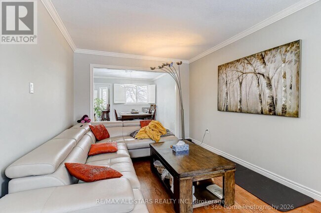 Photo - 6 Amberview Dr