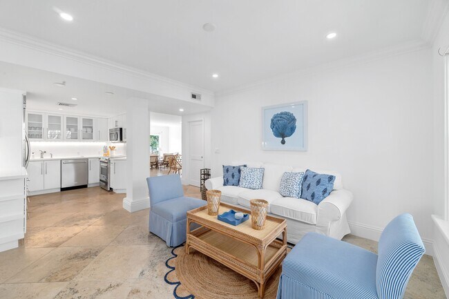 Photo - 350 Cocoanut Row