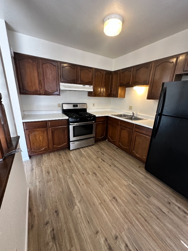2803 E 22nd St Unidad C