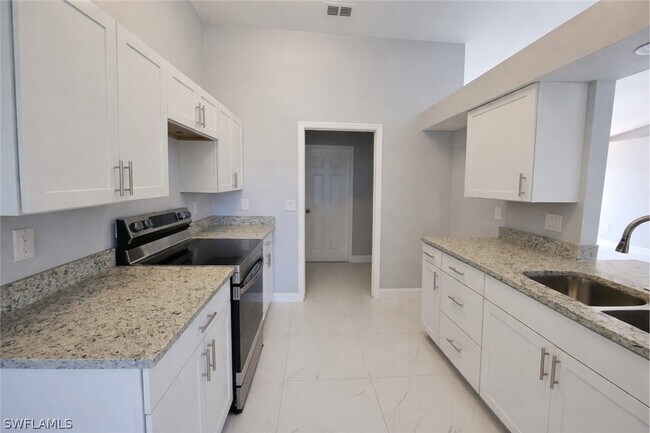 Photo - 3012 40th St SW