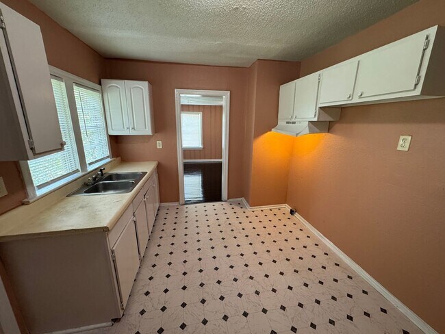 Photo - Birmingham/East Lake