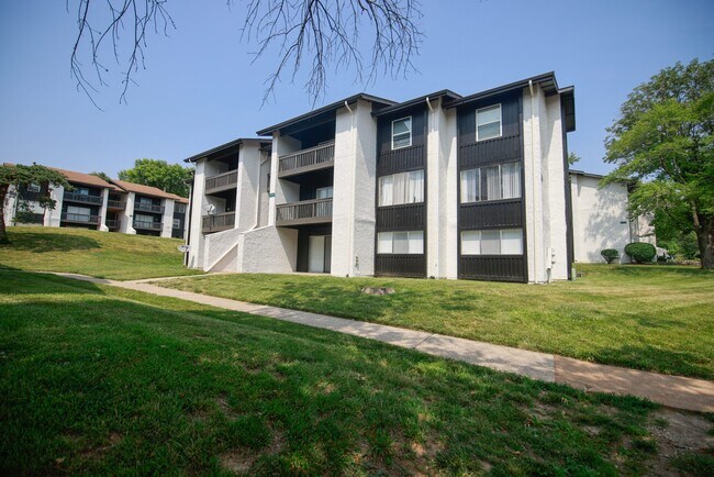 Building Photo - Brighton Apartments