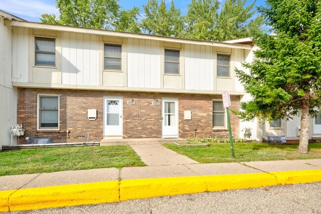 Rice Creek Townhouses