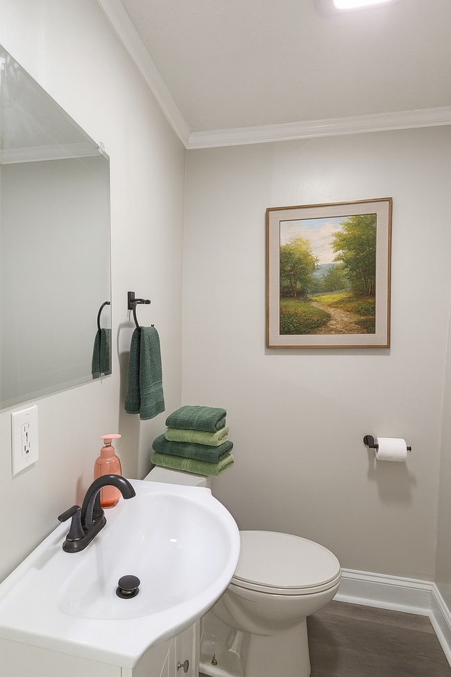 Photo - 3416 Hazelhurst Rd