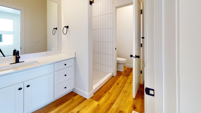 Photo - 1816 N 510 W