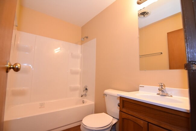 Photo - 121 Pheasant Trail