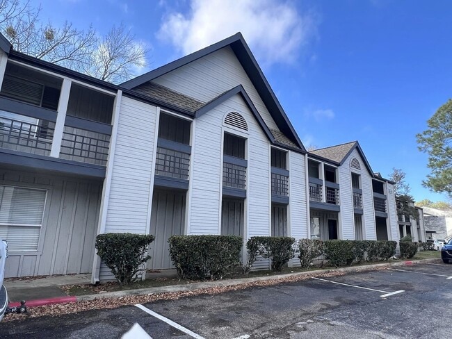 Photo - 874 Yorkchester Dr Unit 258