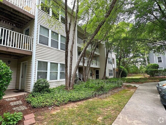 Building Photo - 1312 Hillbrow Ln Unit #301 Rental