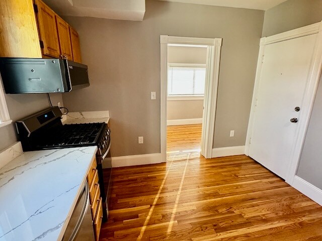 Photo - 33 Adamson St Unit 2