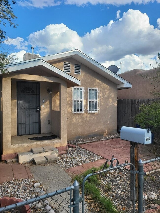 Photo - Historic Bungalow House 2/bd 1/ba 730/sf