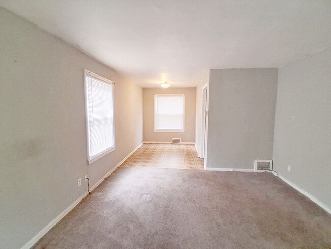 Photo - 2 BED 1 BATH BEAUTIFUL SINGLE FAMILY HOME