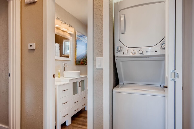 Photo - 1336 Winona Ct