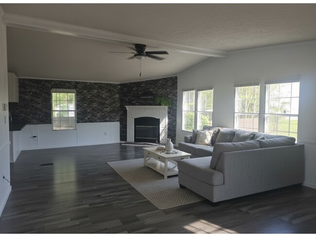 Photo - 235 Alview Dr