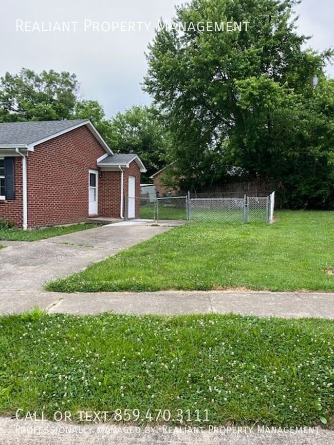 Photo - 620 Barefoot Dr