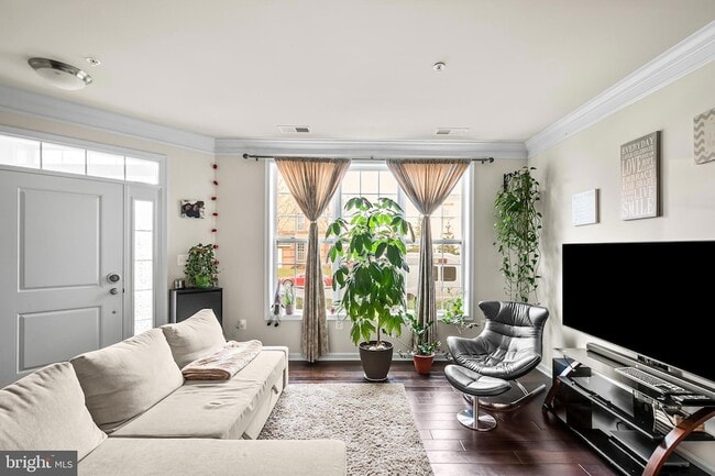 Photo - 43151 Wealdstone Terrace