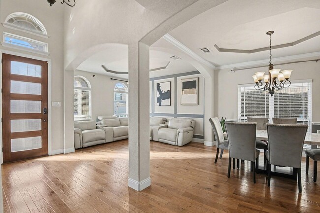 Photo - 6116 Cooper Creek St