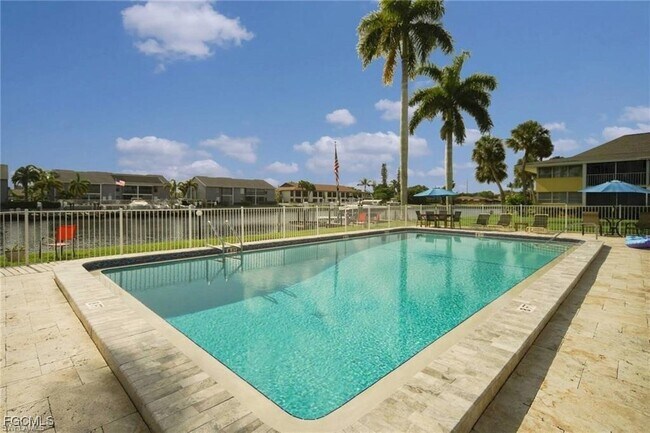 Photo - 4613 SE 5th Ave Unit 203