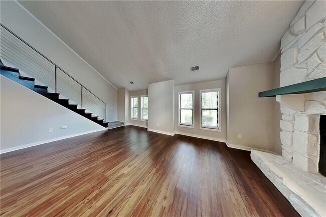 Photo - 2197 Oakrill Ct