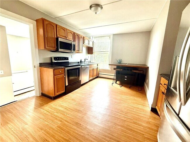 Photo - 571 Spring St Unidad 2