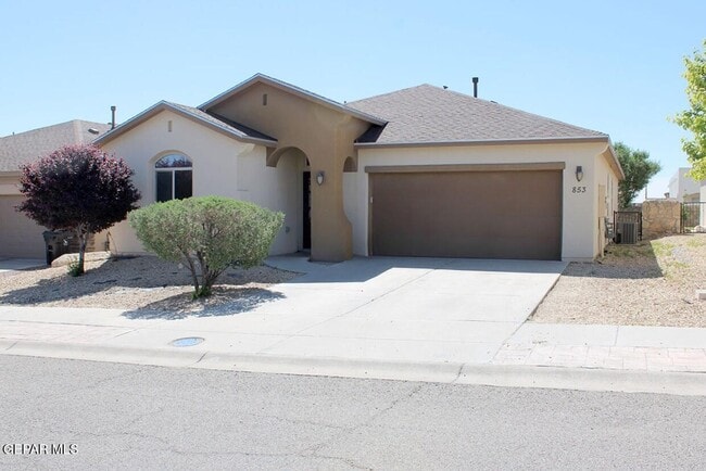 Building Photo - 853 Blue Park Ave